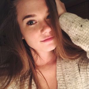 Meet your Posher, Kaylie